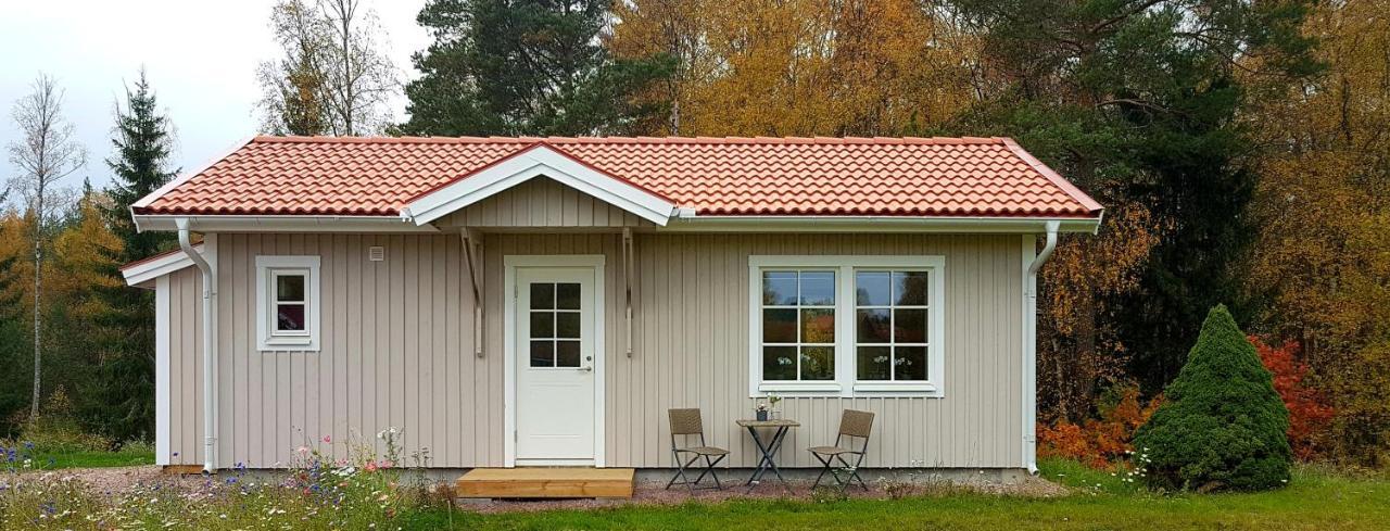 Nybyggd Stuga Intill Skogsbrynet - New Built Cottage Next To The Cowberry Forest Мура Екстер'єр фото